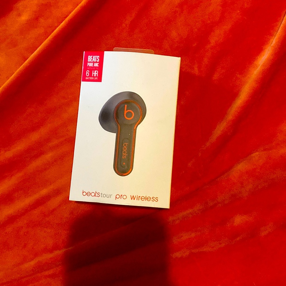 Beats wireless headphones
